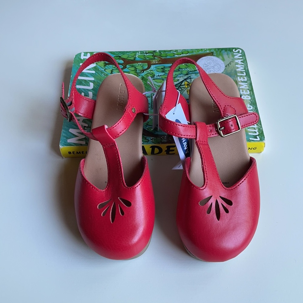 Old Navy | Red Cutout T-Strap Maryjane Clogs | 11T - Picture 12 of 12